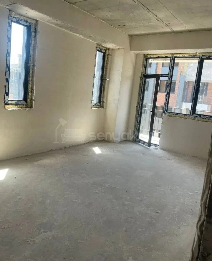 3 Սենյականոց Բնակարան Նորակառույցում, 83քմ, 14/15 հարկ, Զրոյական Վիճակում