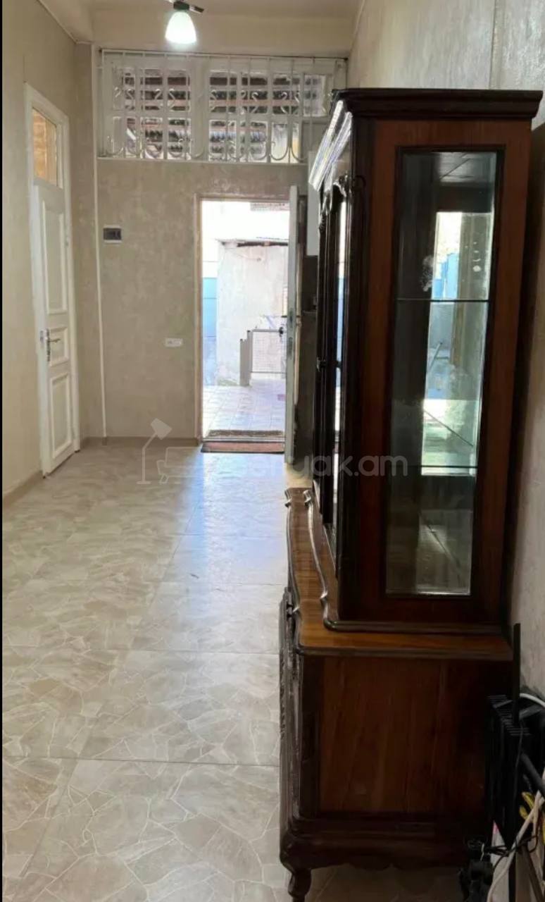 3 Սենյականոց Սեփական Տուն, 62քմ, Կապիտալ Վերանորոգված, Կահավորված, Ավտոտնակով