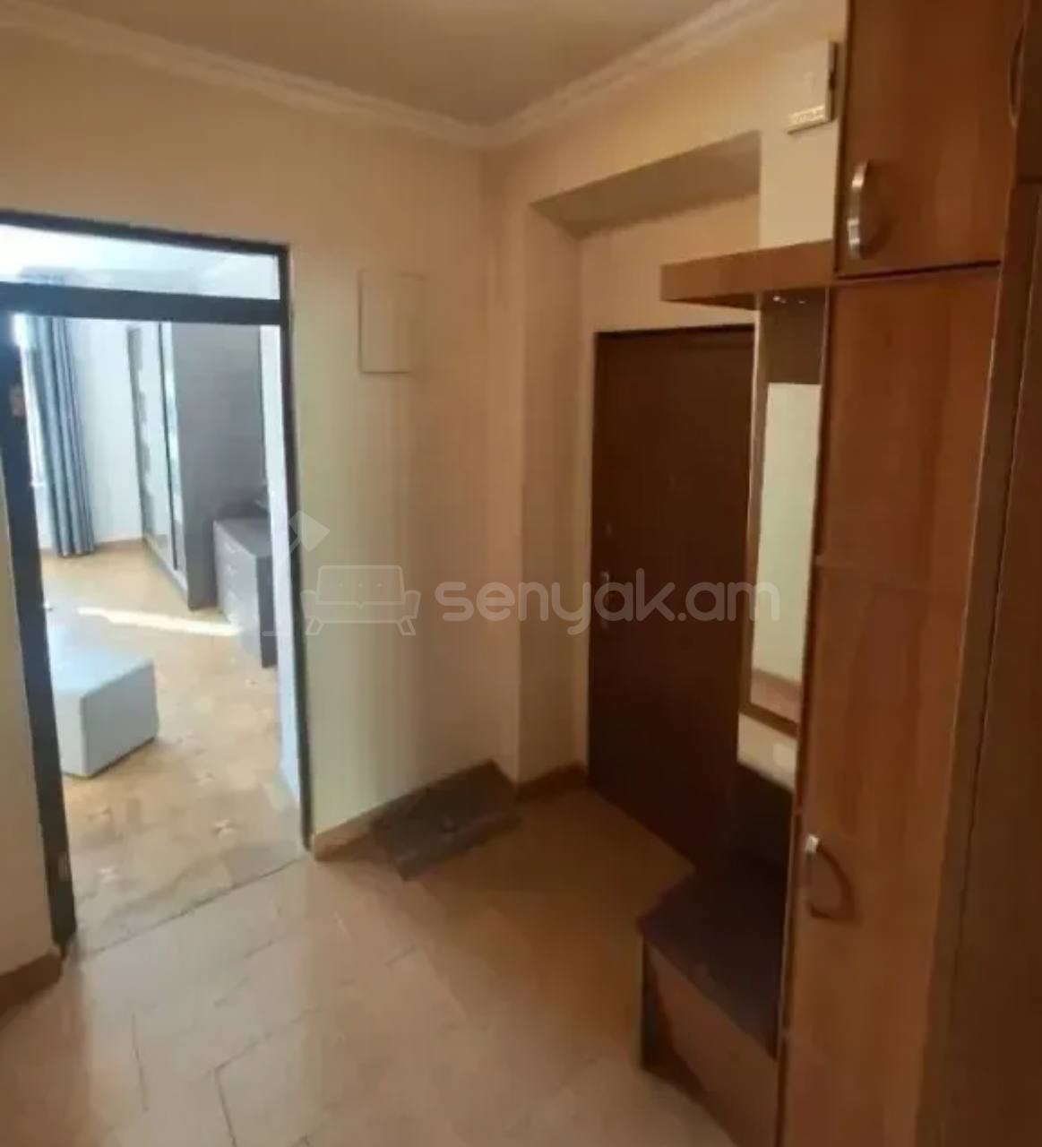 2 Սենյականոց Բնակարան Քարե Շենքում, 50քմ, 3/4 հարկ, Կապիտալ Վերանորոգված