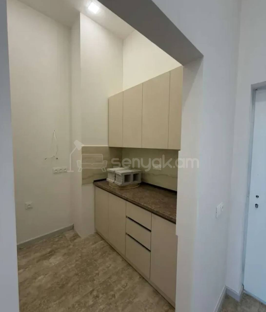 Օֆիսային Տարածք, 43քմ, Կապիտալ Վերանորոգված