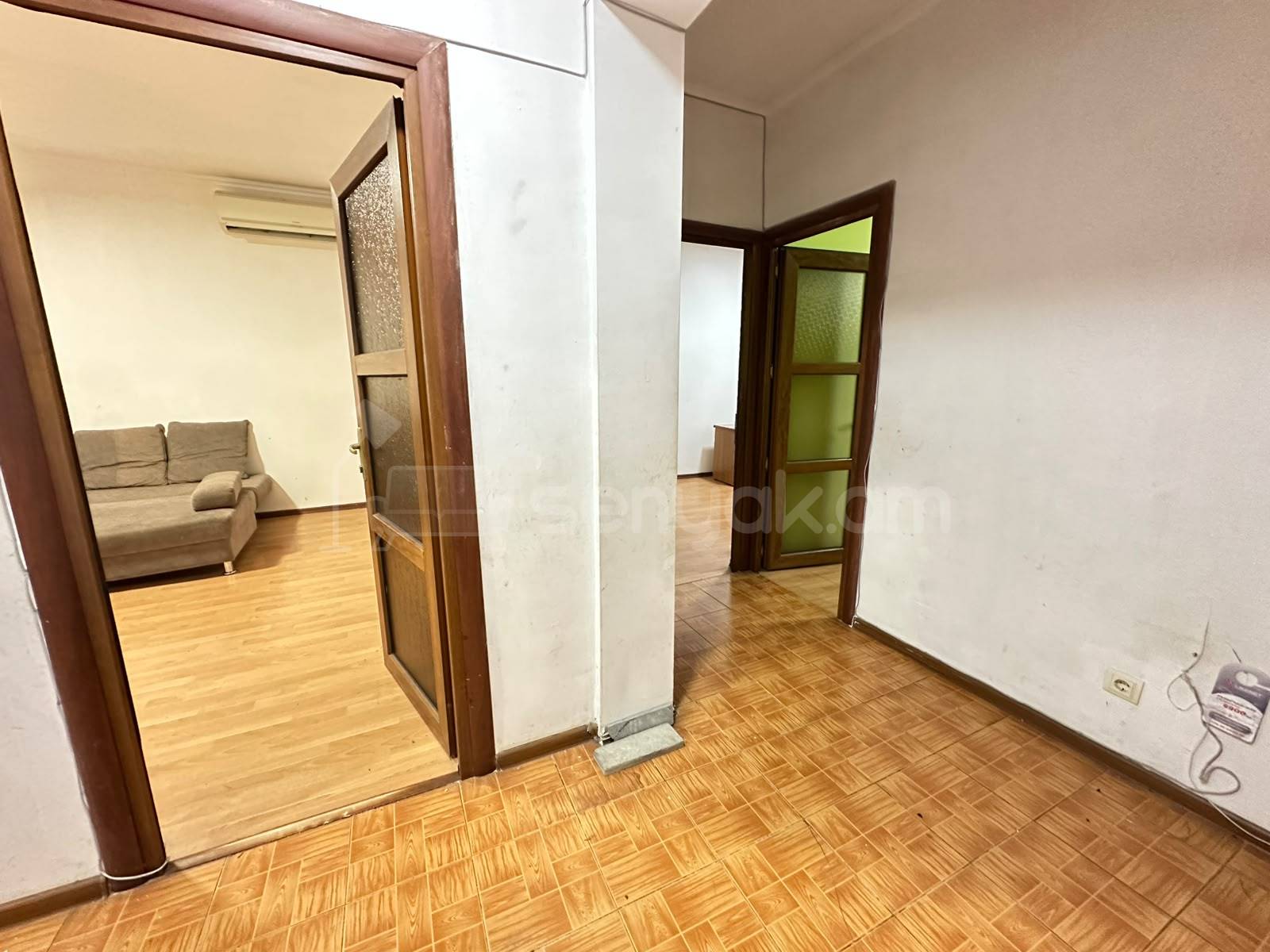 3 Սենյականոց Բնակարան, 80քմ, 1/9 հարկ, Նորմալ Վիճակում