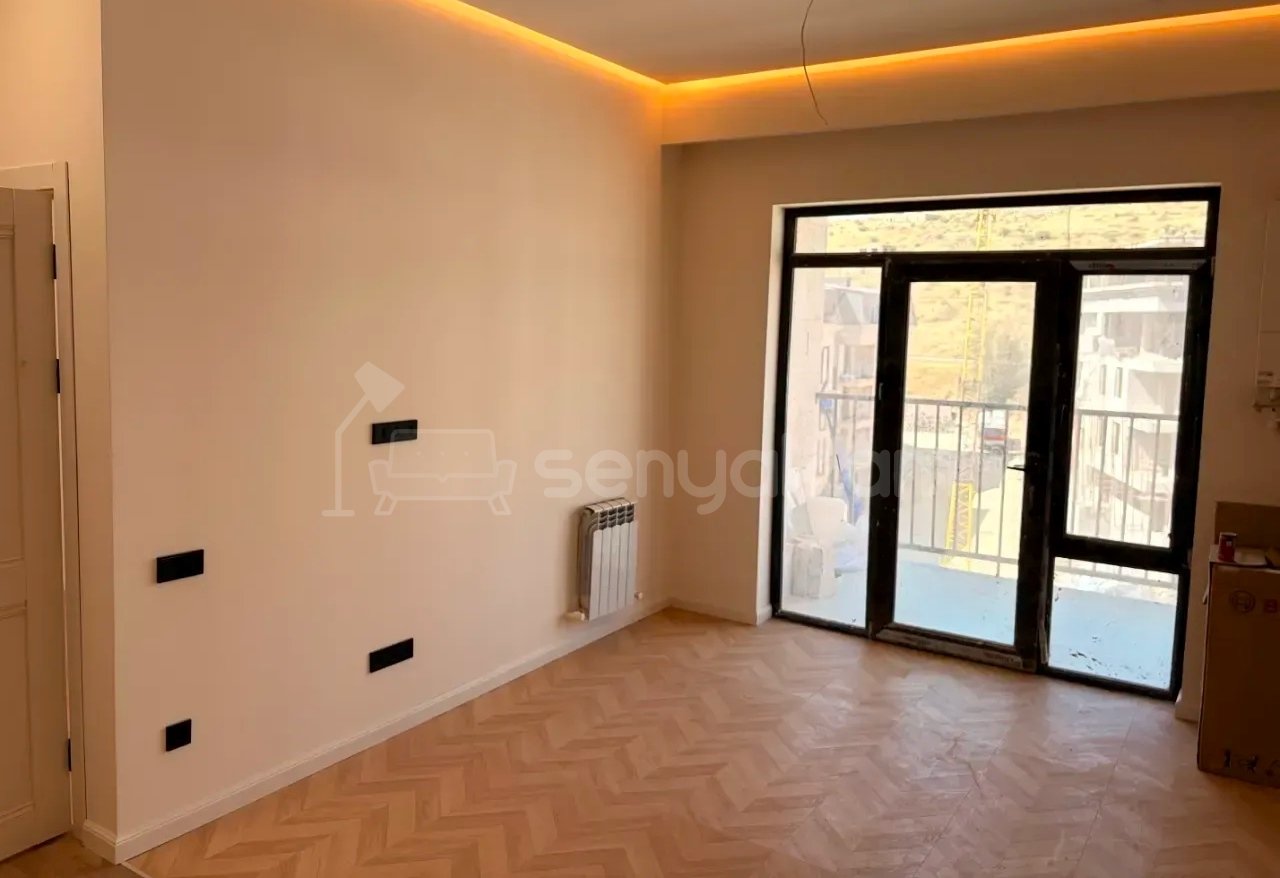 2 Սենյականոց Բնակարան Նորակառույց Քարե Շենքում, 48քմ, 4/5 հարկ, Կապիտալ Վերանորոգված