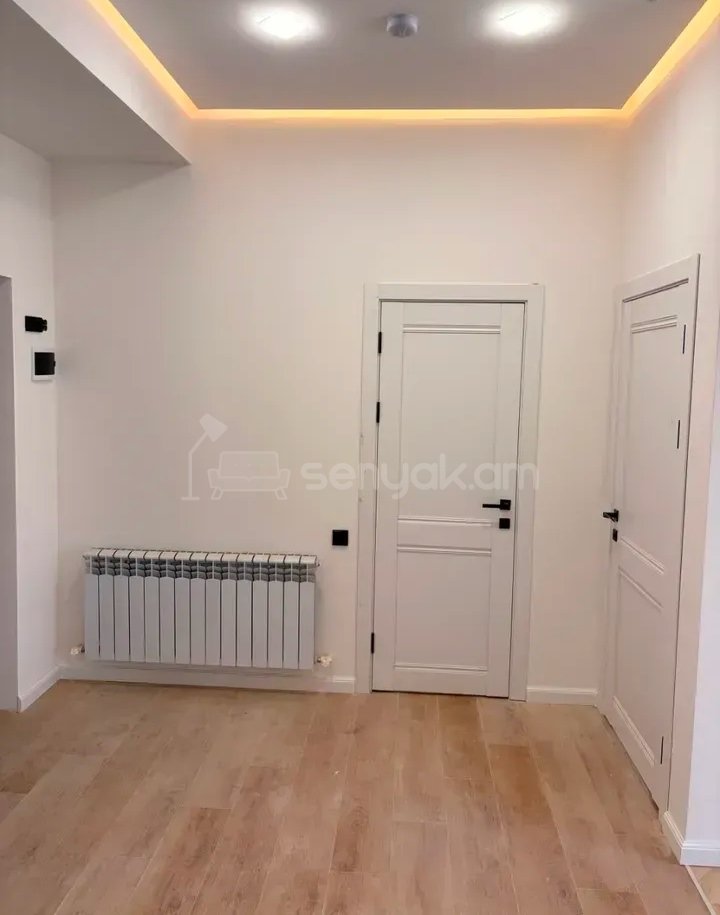 2 Սենյականոց Բնակարան Նորակառույց Քարե Շենքում, 48քմ, 4/5 հարկ, Կապիտալ Վերանորոգված