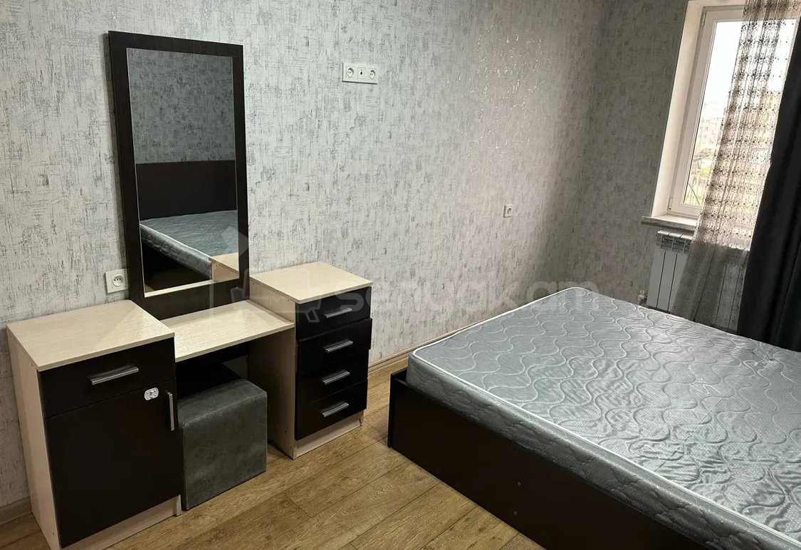 2 Սենյականոց Բնակարան Քարե Շենքում, 56քմ, 5/5 հարկ, Կապիտալ Վերանորոգված