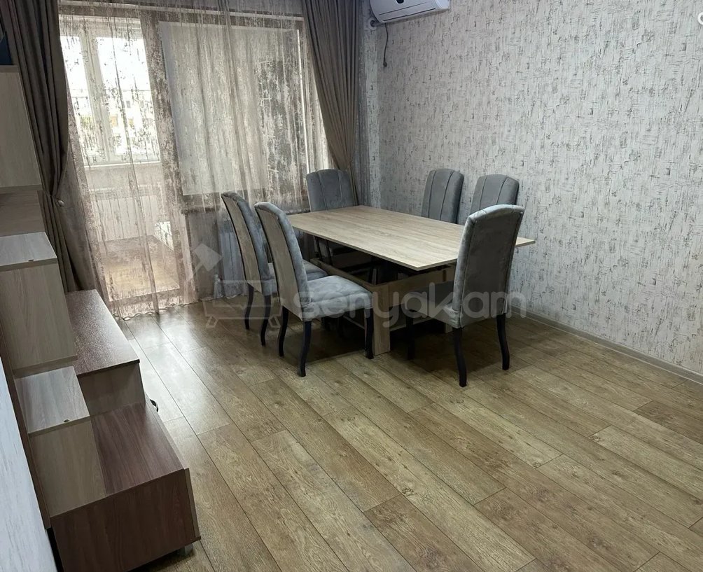 2 Սենյականոց Բնակարան Քարե Շենքում, 56քմ, 5/5 հարկ, Կապիտալ Վերանորոգված