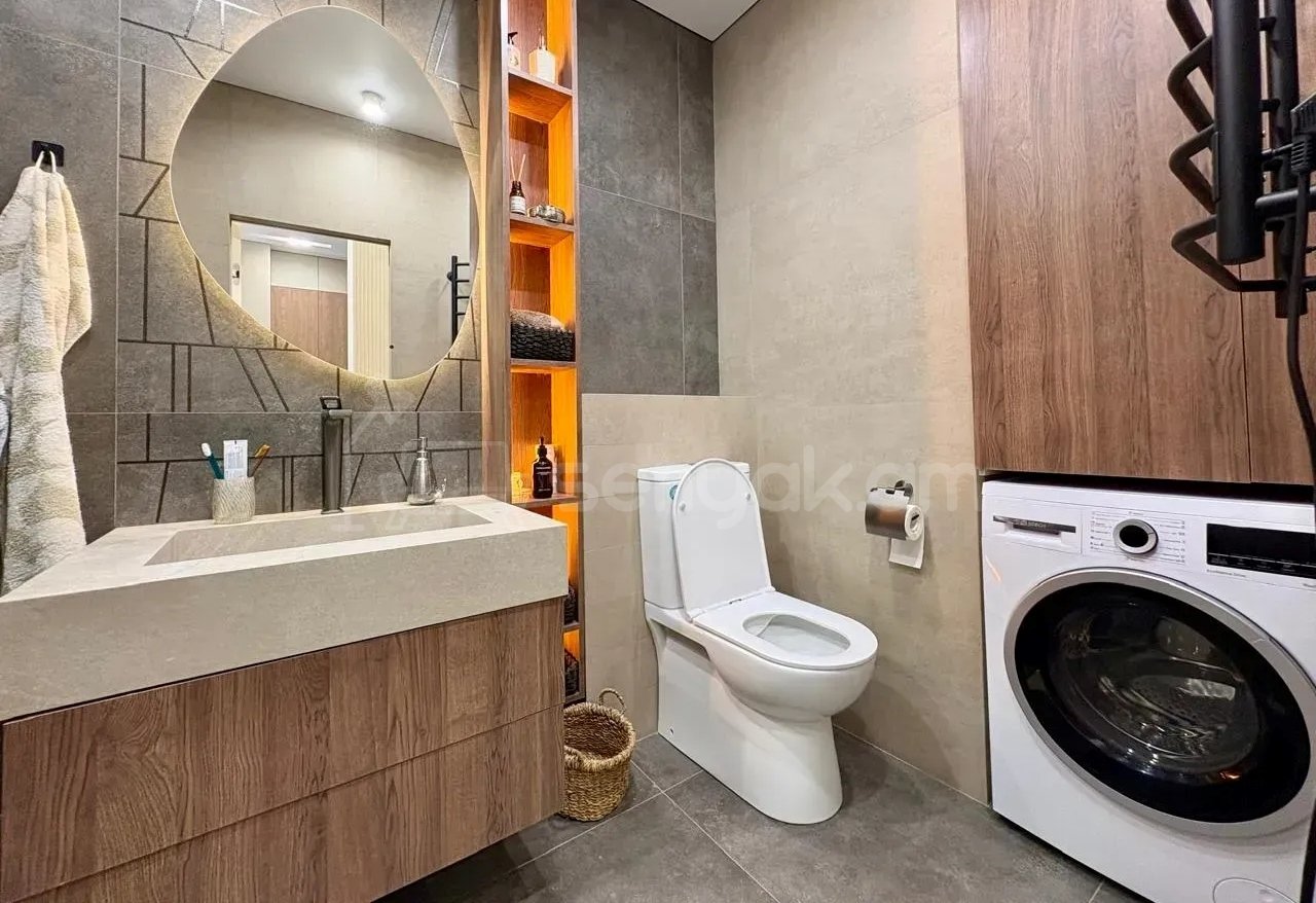 2 Սենյականոց Բնակարան Նորակառույցում, 53քմ, 8/16 հարկ, Դիզայներական Վերանորոգված
