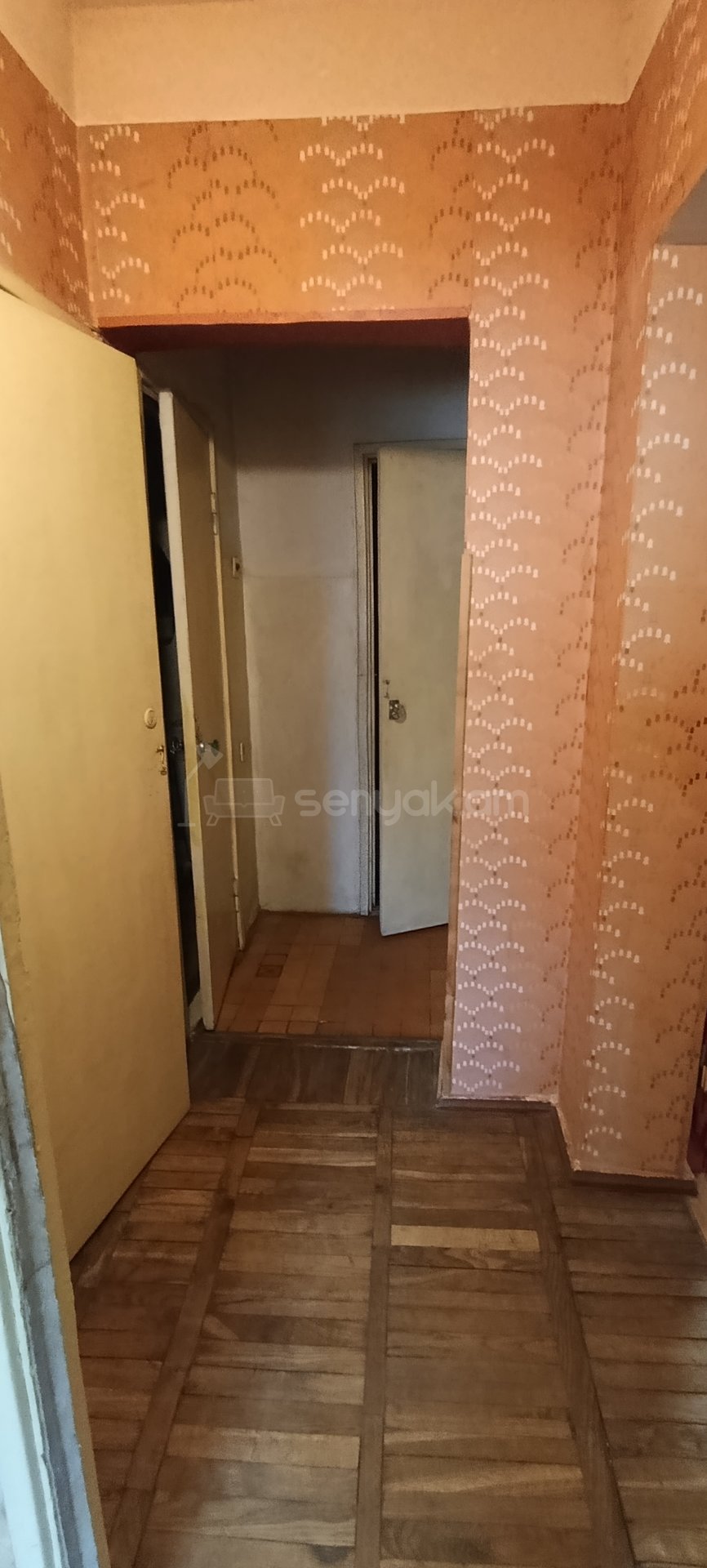 3 Սենյականոց Բնակարան, 78քմ, 1/9 հարկ, Պետական Վիճակում