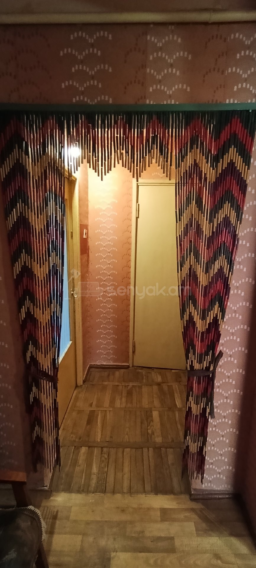 3 Սենյականոց Բնակարան, 78քմ, 1/9 հարկ, Պետական Վիճակում