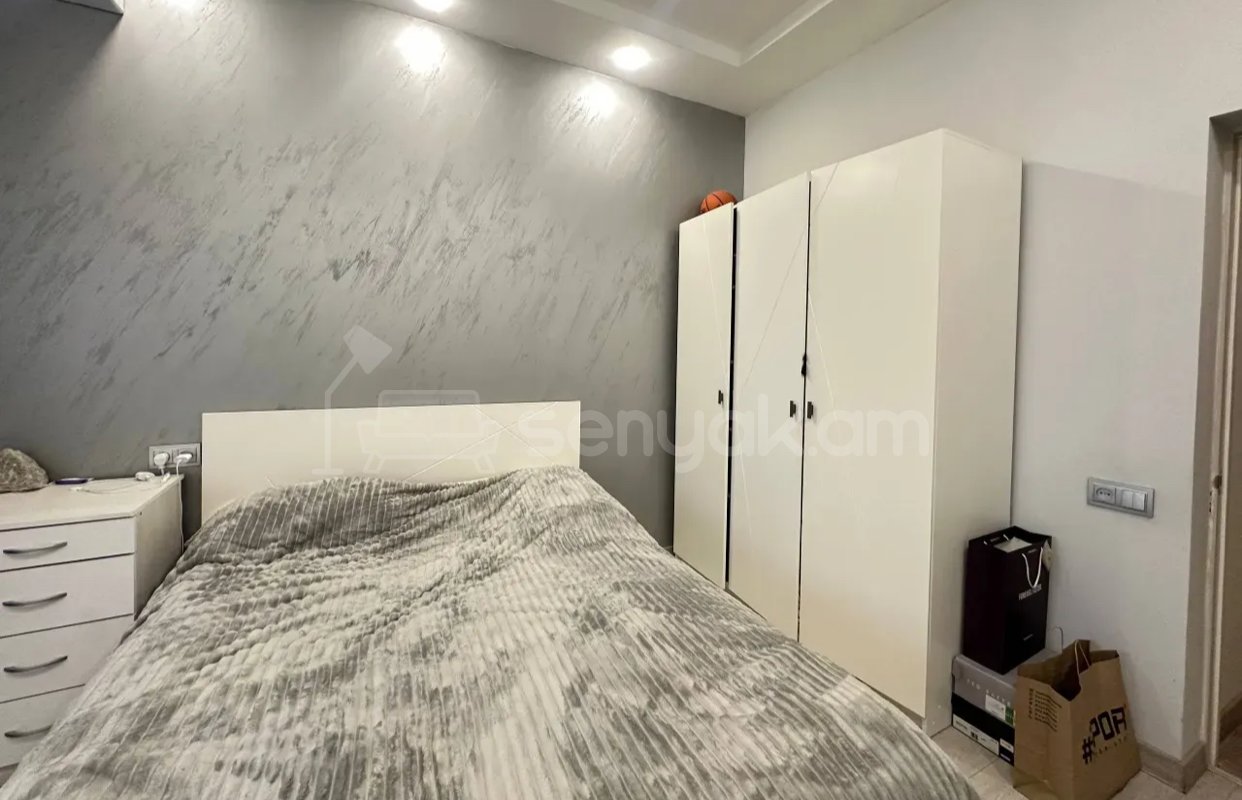 5 Սենյականոց Բնակարան Նորակառույցում, 210քմ, 3/3 հարկ, Կապիտալ Վերանորոգված