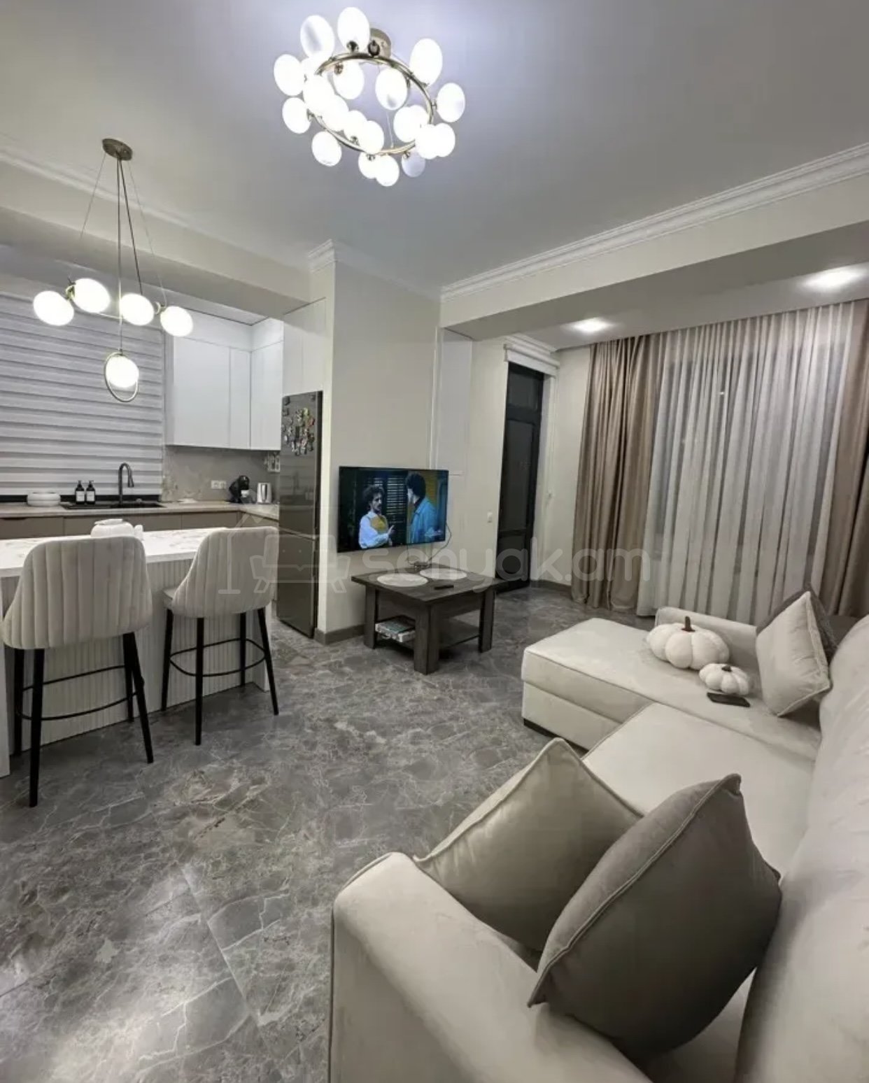 2 Սենյականոց Բնակարան, 52քմ, 4/5 հարկ, Դիզայներական Վերանորոգված