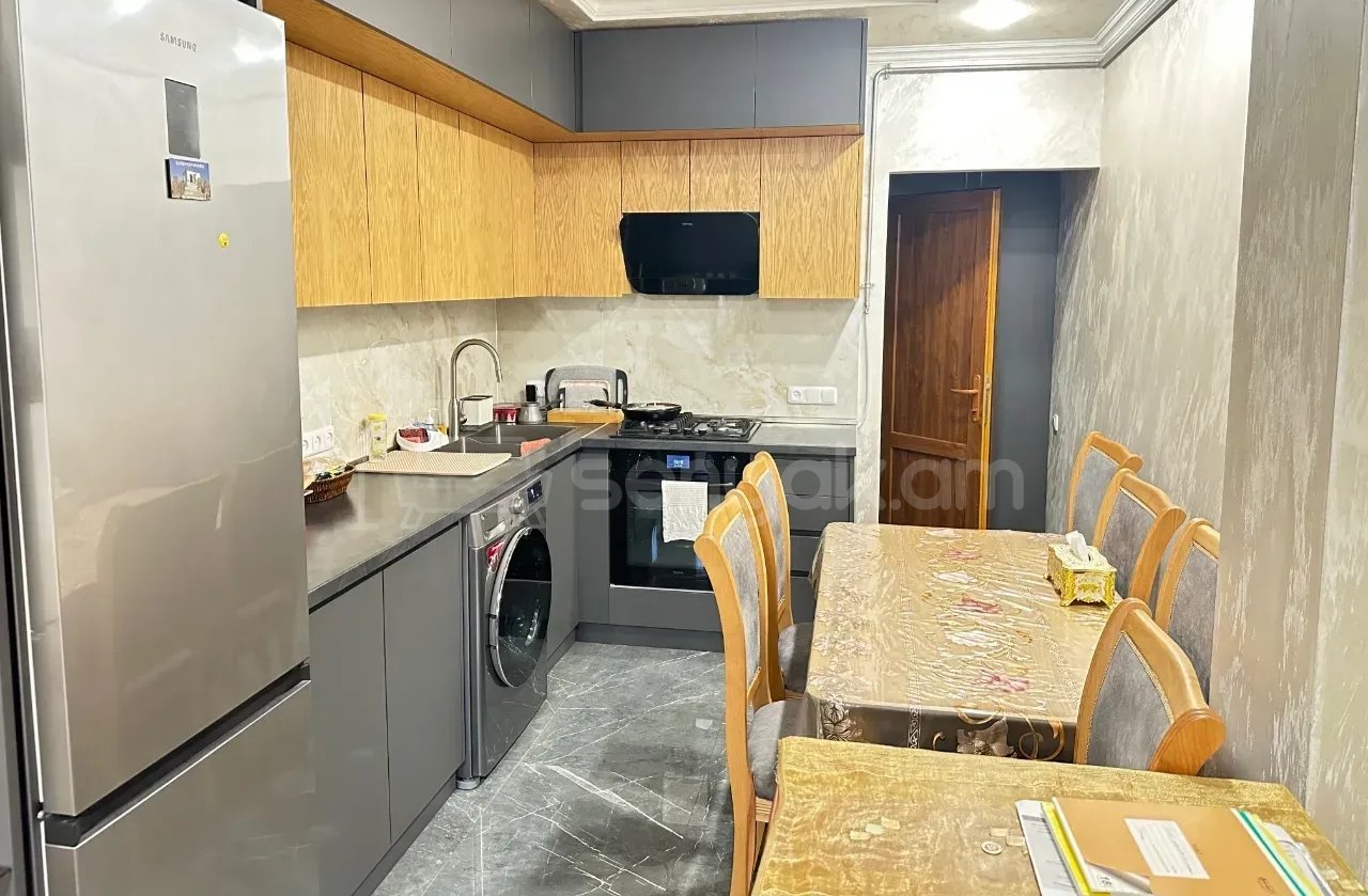 1 Սենյականոց Բնակարան Քարե Շենքում, 38քմ, 1/1 հարկ, Կապիտալ Վերանորոգված, Կահավորված
