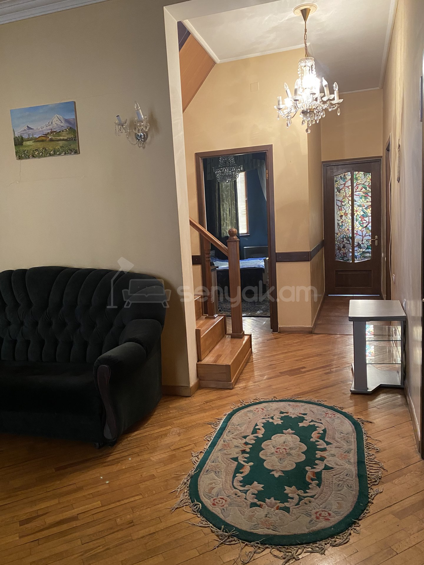3 Սենյականոց Բնակարան Քարե Շենքում, 132քմ, 4/5 հարկ, Կապիտալ Վերանորոգված, Կահավորված, Արևկող
