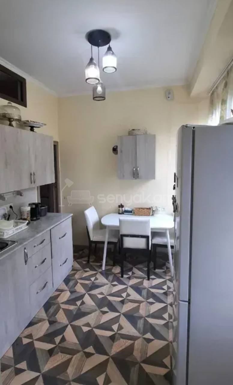 3 Սենյականոց Բնակարան, 65քմ, 3/9 հարկ, Կոսմետիկ Վերանորոգված