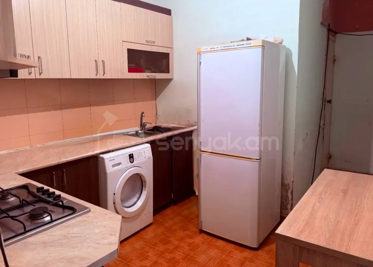 3 Սենյականոց Բնակարան, 78քմ, 1/4 հարկ, Կոսմետիկ Վերանորոգված