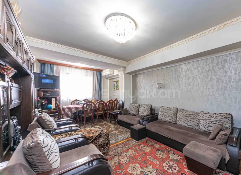 3 Սենյականոց Բնակարան, 95քմ, 10/10 հարկ, Կոսմետիկ Վերանորոգված