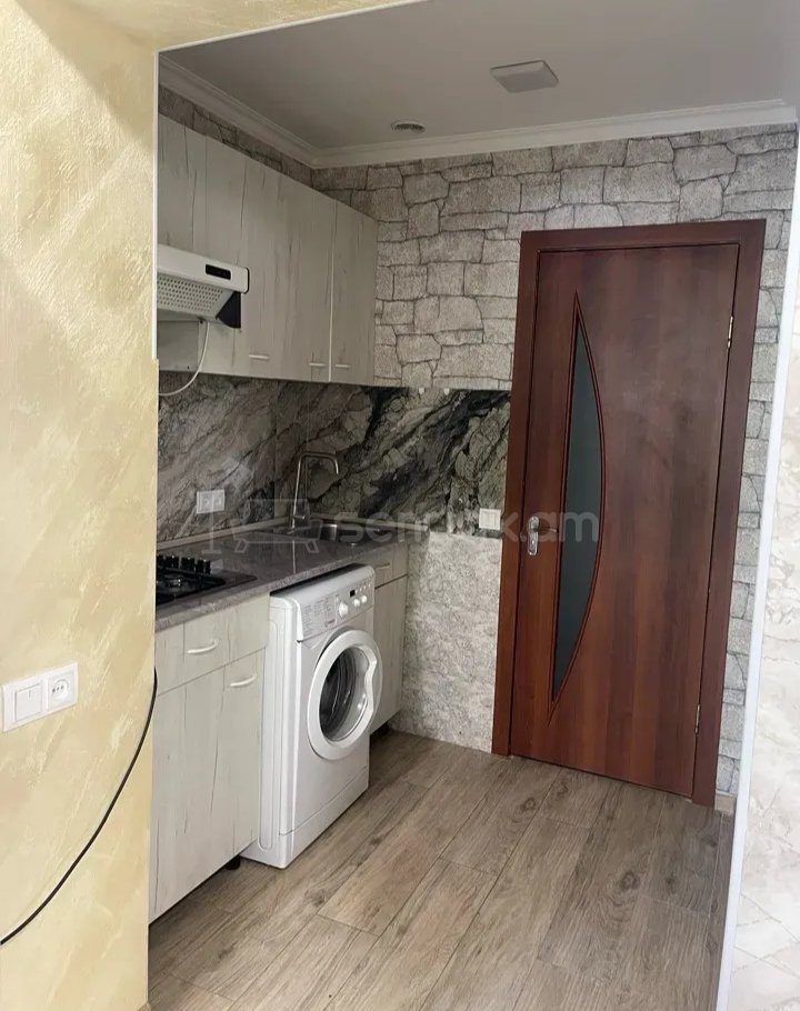 2 Սենյականոց Բնակարան, 50քմ, 1/9 հարկ, Նորմալ Վիճակում, Կահավորված