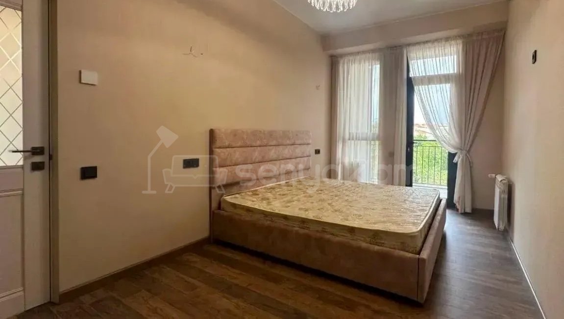 3 Սենյականոց Բնակարան Նորակառույցում, 91քմ, 2/18 հարկ, Դիզայներական Վերանորոգված