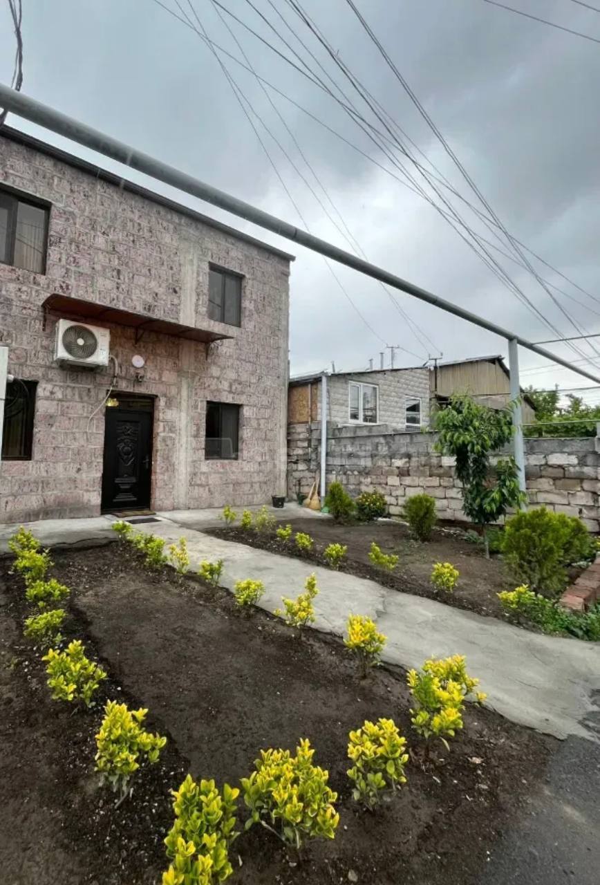 4 Սենյականոց Սեփական Տուն, 113քմ, Կապիտալ Վերանորոգված