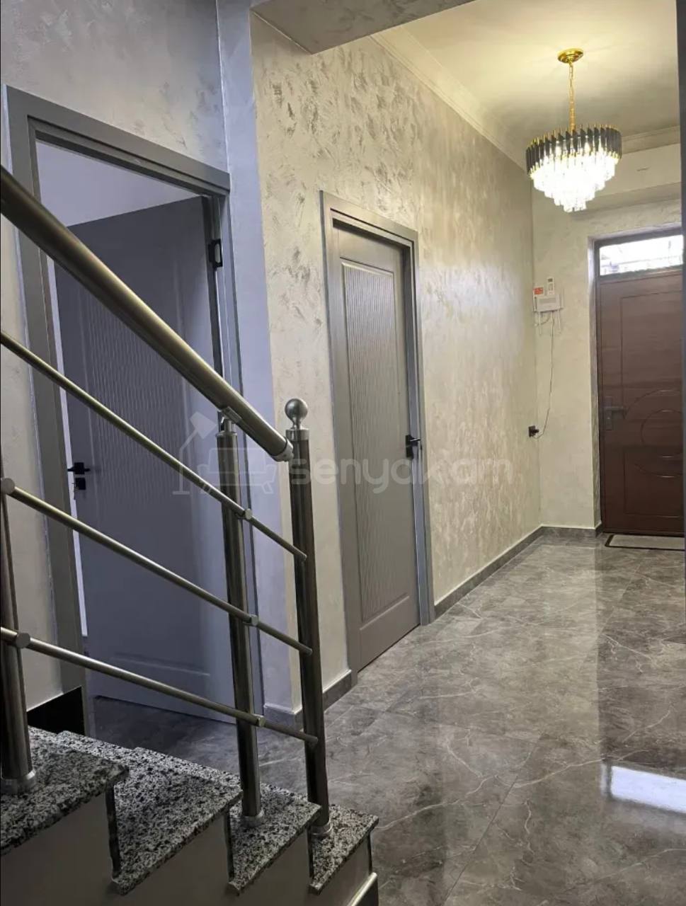 4 Սենյականոց Սեփական Տուն, 113քմ, Կապիտալ Վերանորոգված