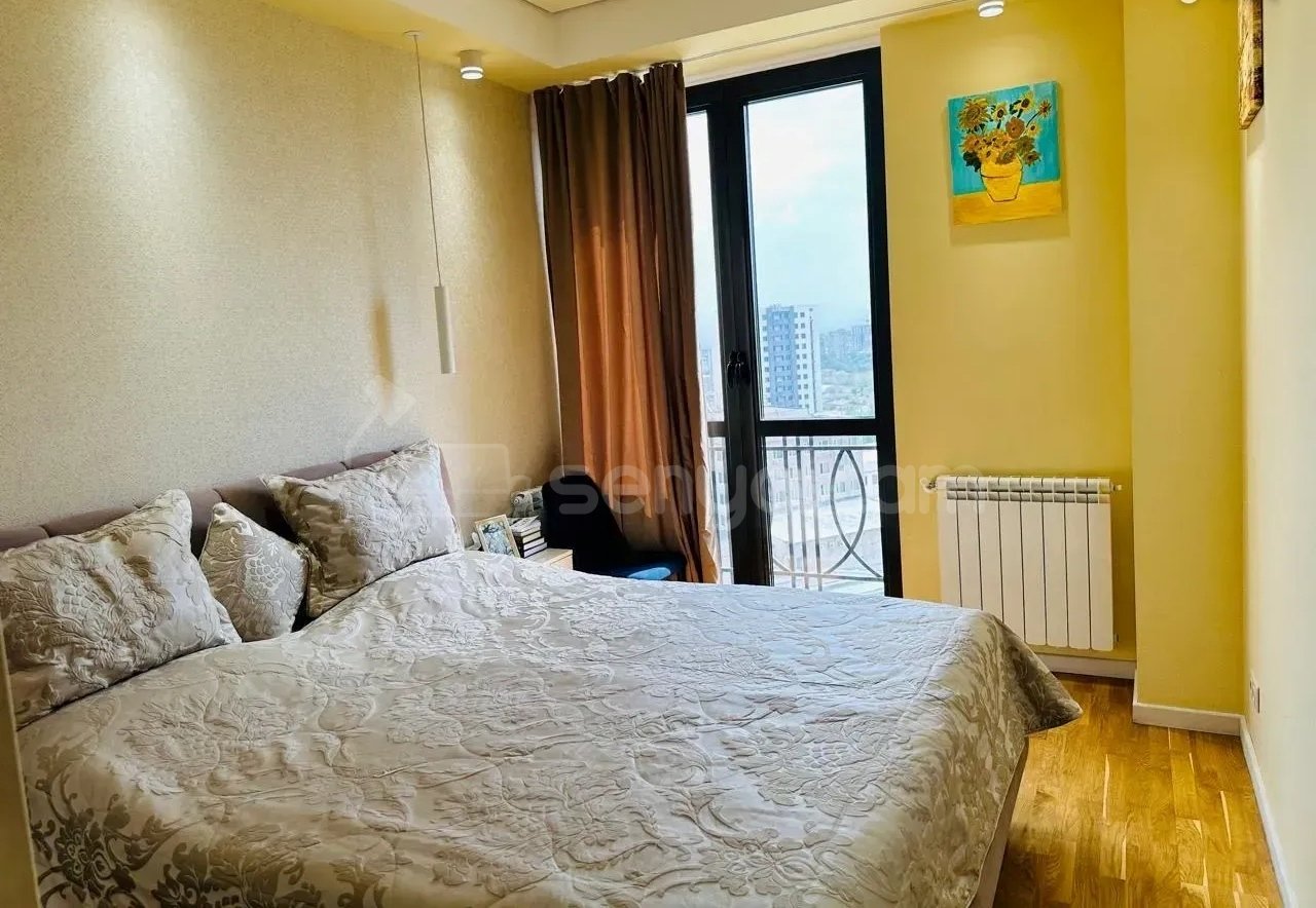 3 Սենյականոց Բնակարան Նորակառույցում, 77քմ, 9/18 հարկ, Կապիտալ Վերանորոգված, Կահավորված, Արևկող