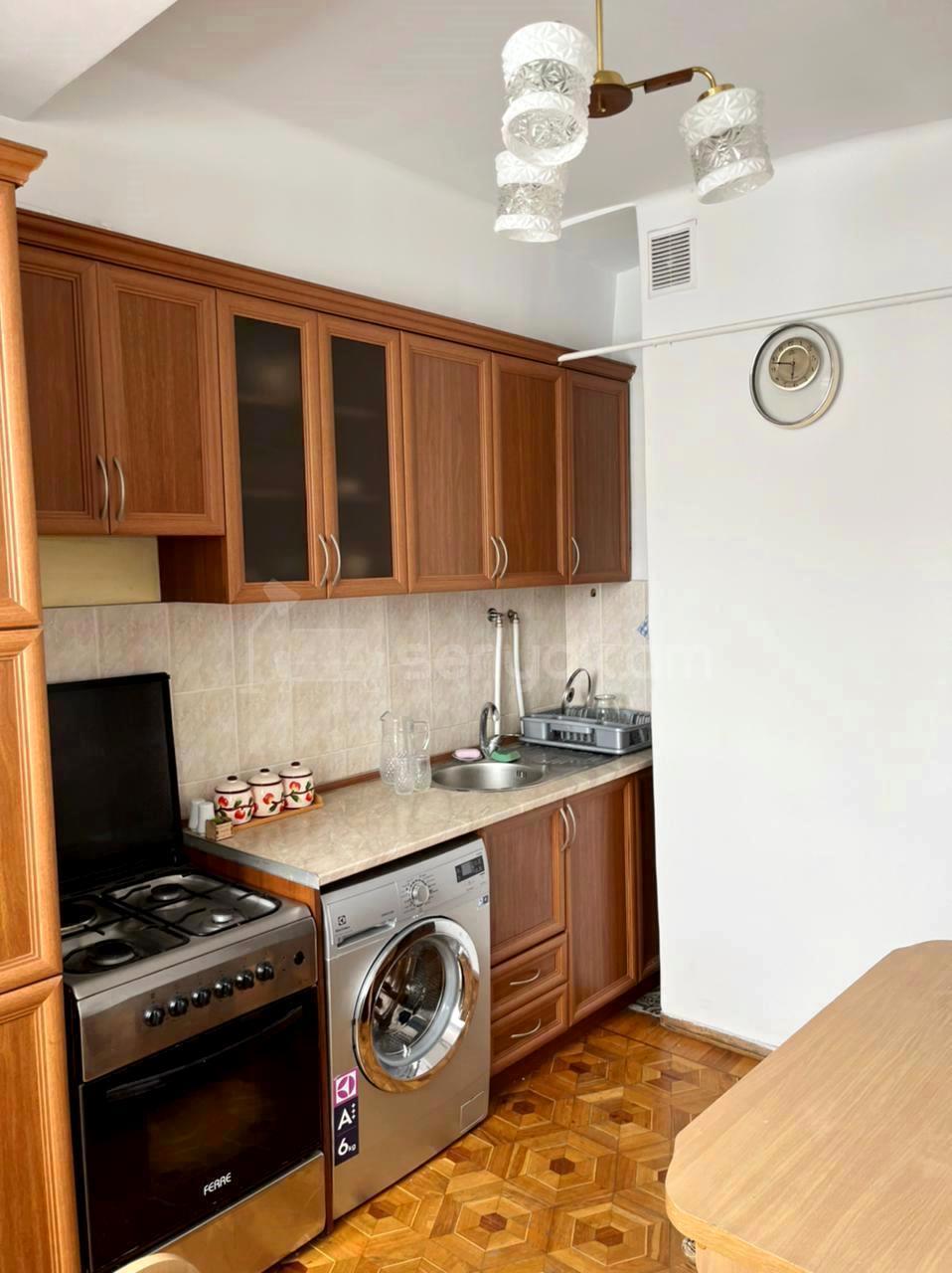 1 Սենյականոց Բնակարան, 50քմ, 4/9 հարկ, Կապիտալ Վերանորոգված, Կահավորված, Արևկող