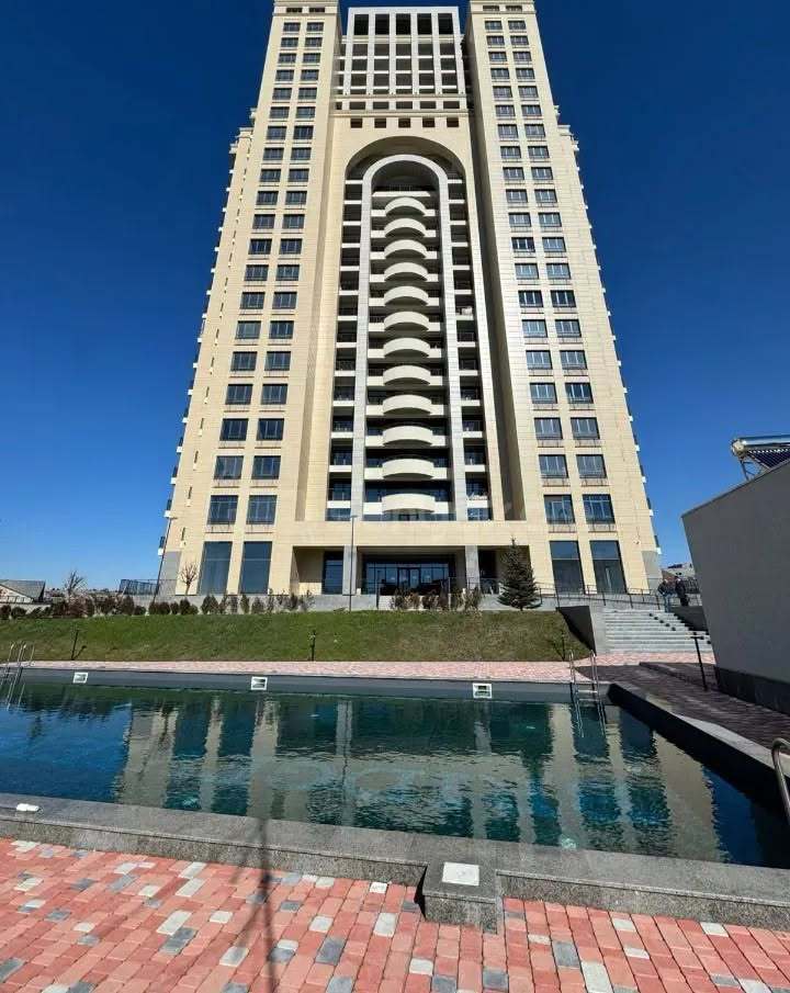 3 Սենյականոց Բնակարան Նորակառույցում, 115քմ, 18/22 հարկ, Զրոյական Վիճակում
