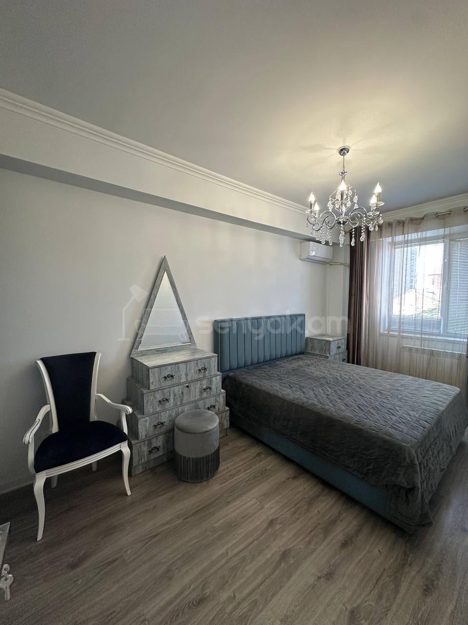 4 Սենյականոց Բնակարան Նորակառույցում, 130քմ, 6/6 հարկ, Դիզայներական Վերանորոգված, Կահավորված