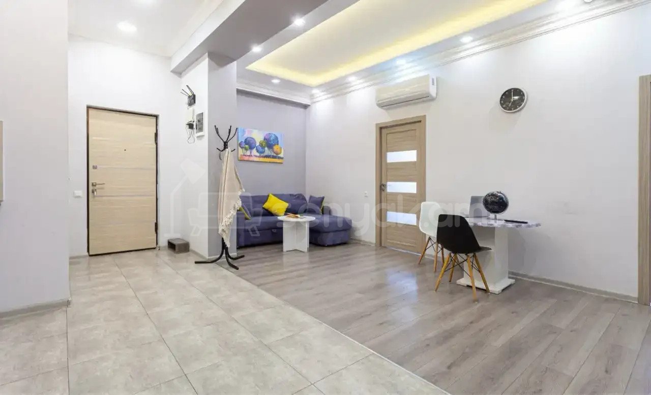 3 Սենյականոց Բնակարան Նորակառույցում, 77քմ, 7/10 հարկ, Կապիտալ Վերանորոգված, Կահավորված