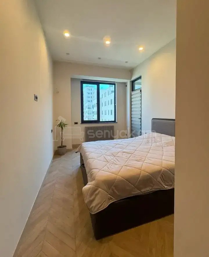 3 Սենյականոց Բնակարան Նորակառույցում, 80քմ, 11/12 հարկ, Դիզայներական Վերանորոգված, Կահավորված