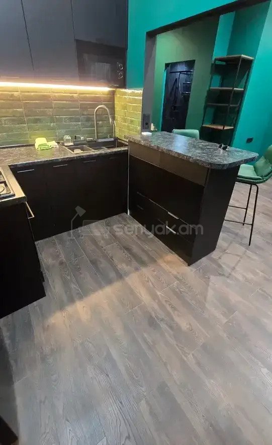 2 Սենյականոց Բնակարան Նորակառույցում, 60քմ, 13/18 հարկ, Դիզայներական Վերանորոգված, Կահավորված
