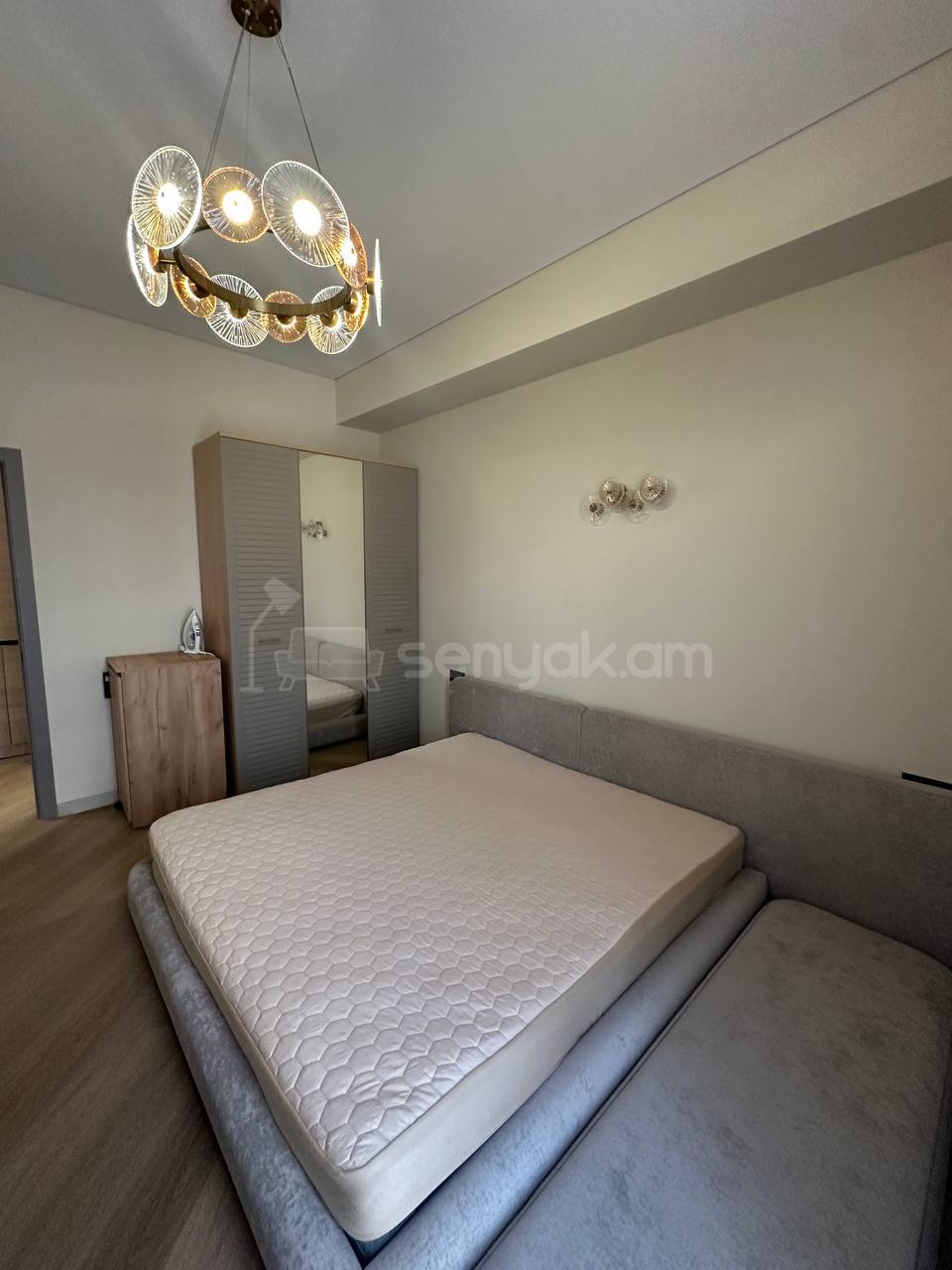 3 Սենյականոց Բնակարան Նորակառույցում, 65քմ, 4/15 հարկ, Դիզայներական Վերանորոգված, Կահավորված