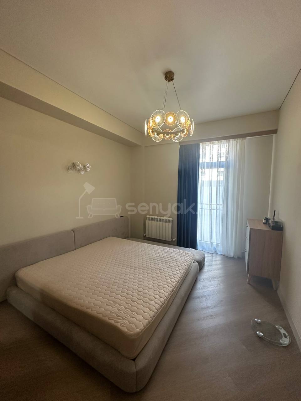 3 Սենյականոց Բնակարան Նորակառույցում, 65քմ, 4/15 հարկ, Դիզայներական Վերանորոգված, Կահավորված