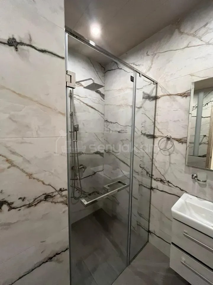 2 Սենյականոց Բնակարան Նորակառույցում, 67քմ, 2/3 հարկ, Կապիտալ Վերանորոգված, Կահավորված