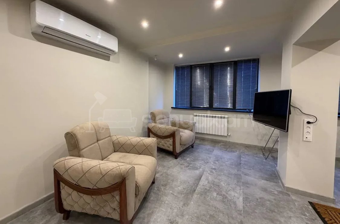 1 Սենյականոց Բնակարան, 50քմ, 2/10 հարկ, Կապիտալ Վերանորոգված, Կահավորված