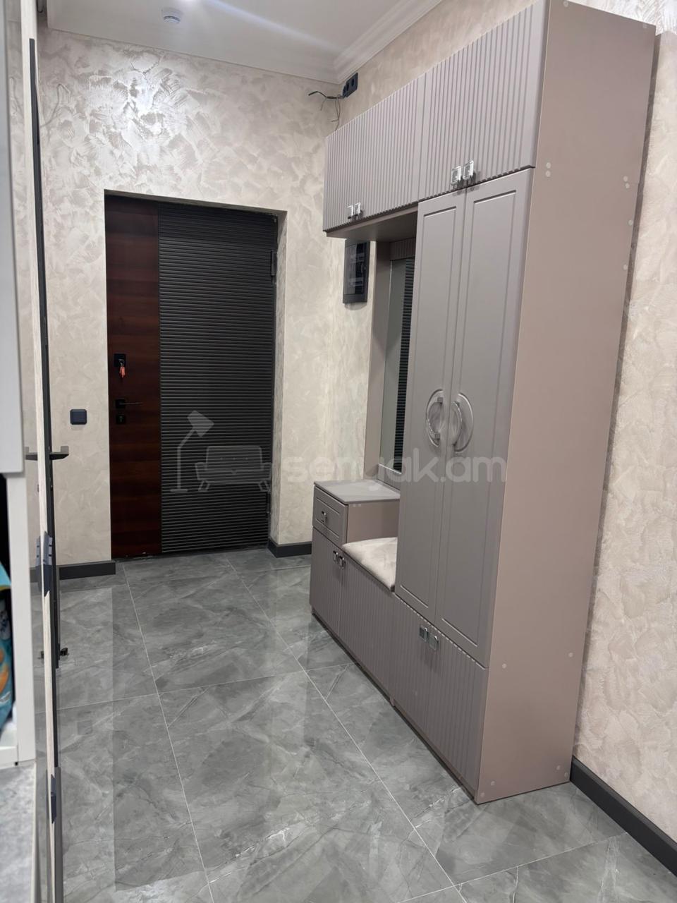 3 Սենյականոց Բնակարան Նորակառույցում, 90քմ, 4/16 հարկ, Դիզայներական Վերանորոգված, Կահավորված, Արևկող