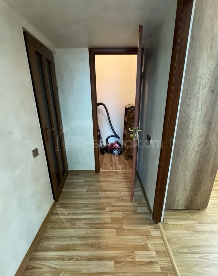 3 Սենյականոց Բնակարան, 80քմ, 4/9 հարկ, Կապիտալ Վերանորոգված