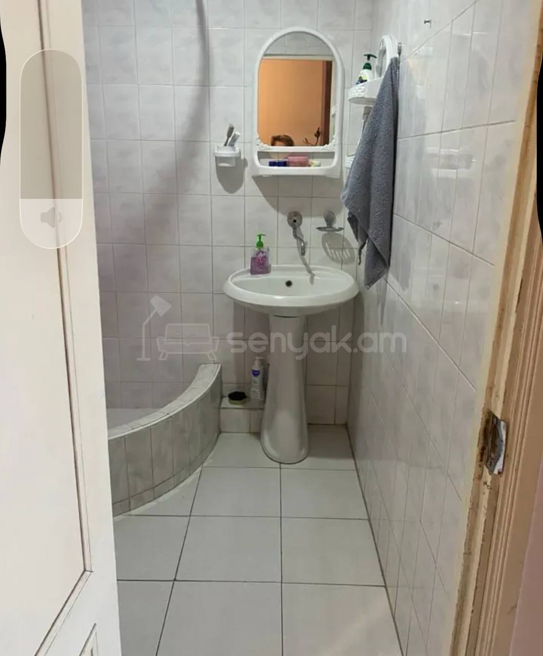 2 Սենյականոց Բնակարան Քարե Շենքում, 65քմ, 5/5 հարկ, Կոսմետիկ Վերանորոգված