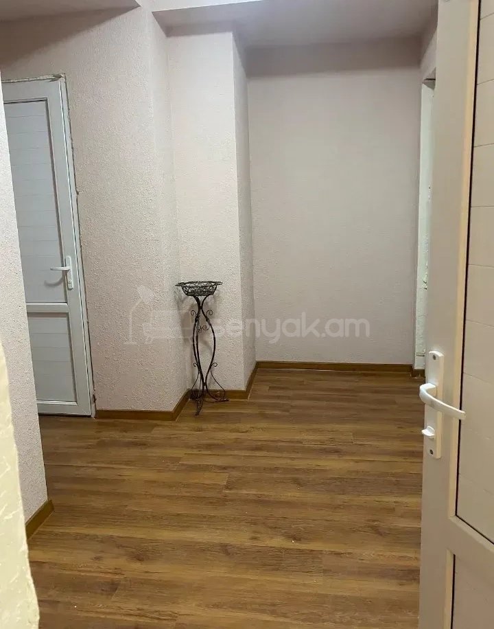 2 Սենյականոց Բնակարան Նորակառույցում, 60քմ, 5/9 հարկ, Կապիտալ Վերանորոգված