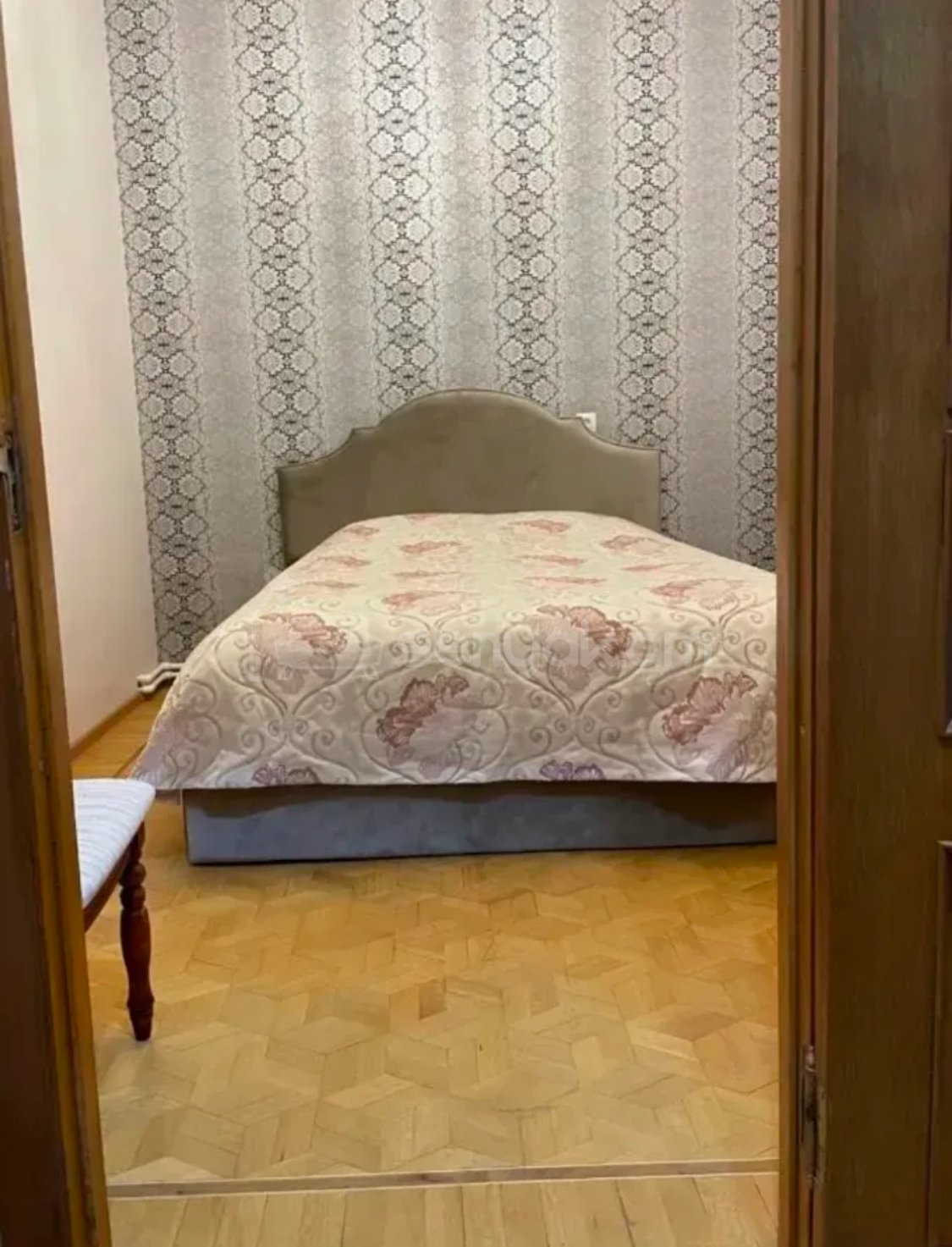 3 Սենյականոց Բնակարան Քարե Շենքում, 85քմ, 1/4 հարկ, Կապիտալ Վերանորոգված, Կահավորված