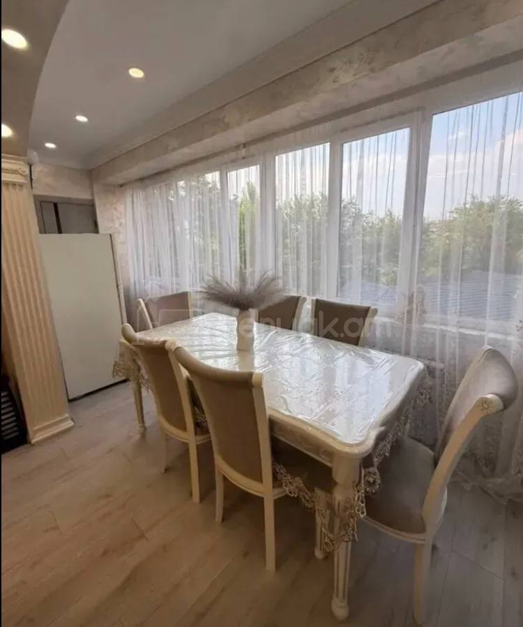 4 Սենյականոց Բնակարան, 83քմ, 3/9 հարկ, Կապիտալ Վերանորոգված