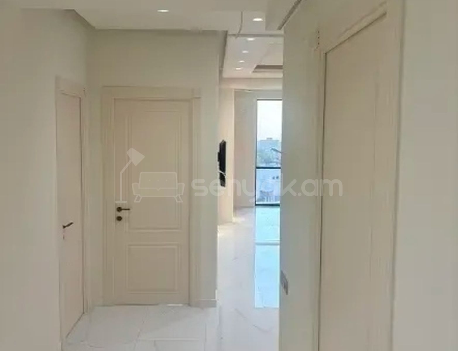 3 Սենյականոց Բնակարան Նորակառույցում, 77քմ, 4/5 հարկ, Դիզայներական Վերանորոգված