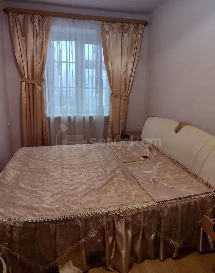 2 Սենյականոց Բնակարան Քարե Շենքում, 55քմ, 1/5 հարկ, Կապիտալ Վերանորոգված, Կահավորված