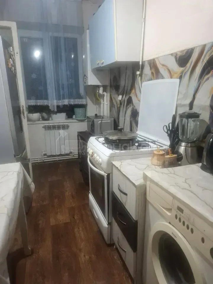 3 Սենյականոց Բնակարան, 73քմ, 2/9 հարկ, Նորմալ Վիճակում