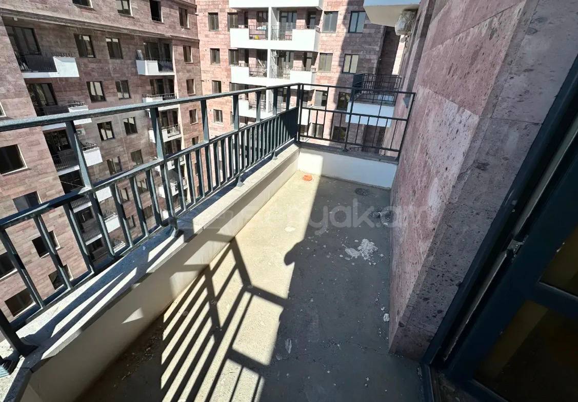 4 Սենյականոց Բնակարան Նորակառույցում, 93քմ, 8/16 հարկ, Զրոյական Վիճակում