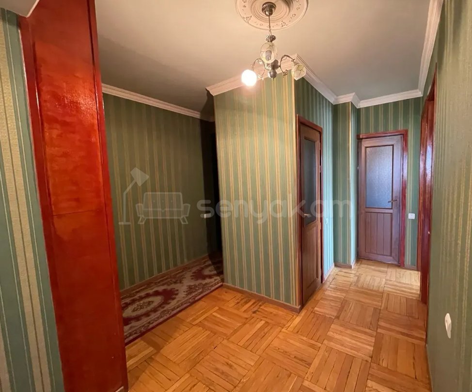 3 Սենյականոց Բնակարան, 100քմ, 5/16 հարկ, Նորմալ Վիճակում, Կահավորված