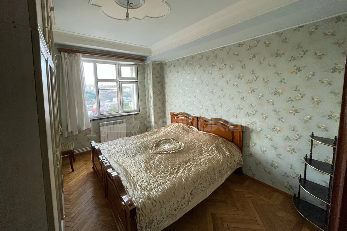 3 Սենյականոց Բնակարան, 100քմ, 5/16 հարկ, Նորմալ Վիճակում, Կահավորված