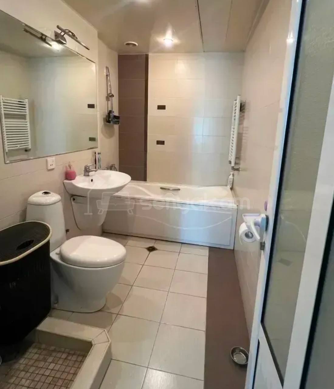 3 Սենյականոց Բնակարան, 77քմ, 3/9 հարկ, Կապիտալ Վերանորոգված