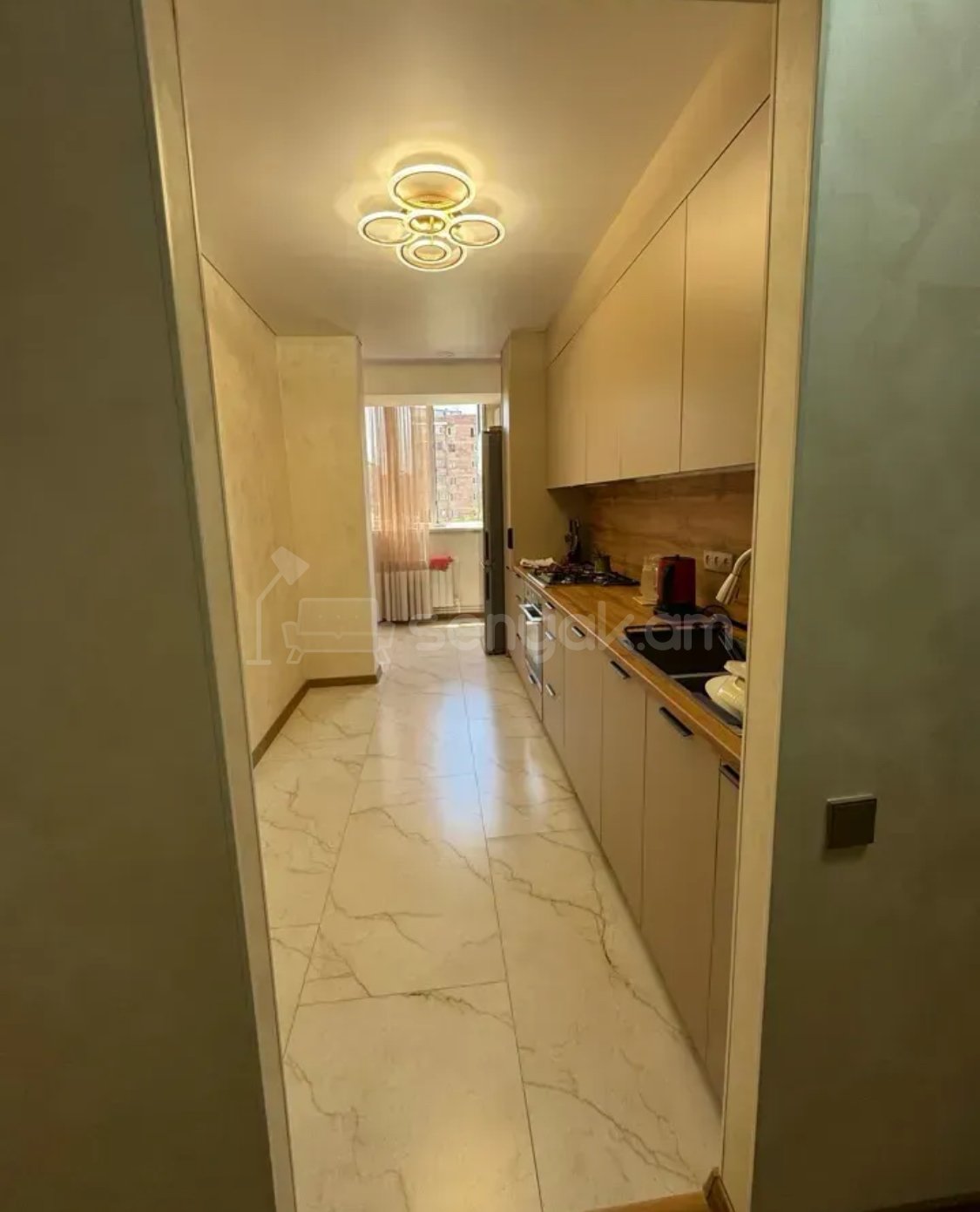 3 Սենյականոց Բնակարան, 80քմ, 4/9 հարկ, Կապիտալ Վերանորոգված