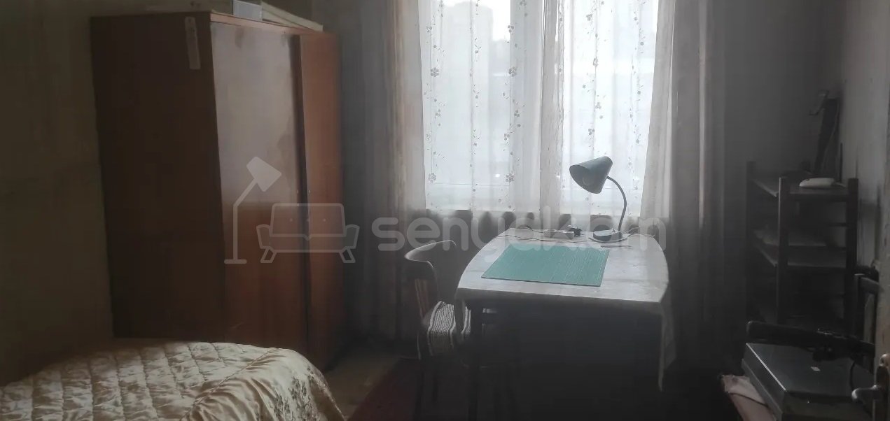4 Սենյականոց Բնակարան, 90քմ, 6/9 հարկ, Պետական Վիճակում