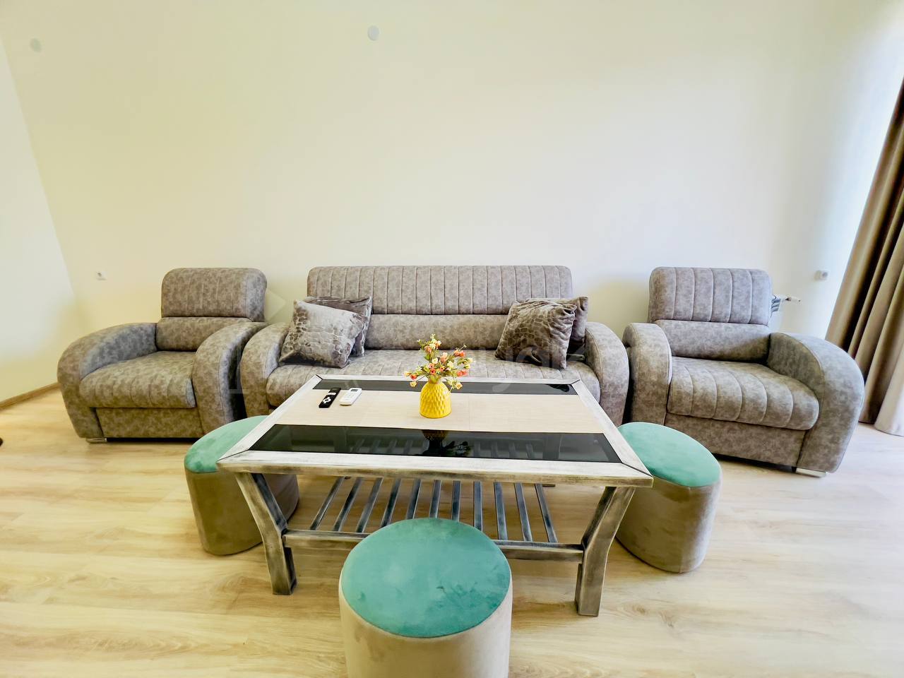 2 Սենյականոց Բնակարան Նորակառույցում, 60քմ, 6/15 հարկ, Դիզայներական Վերանորոգված, Կահավորված